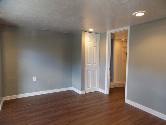 Building Photo - 1 Bedroom 1 Bathroom Apartment For Rent at 673 W. Osceola Street Unit A Clermont, Fl. 34711