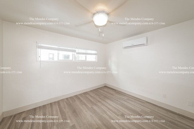 Building Photo - 1762 Robinson Ave
