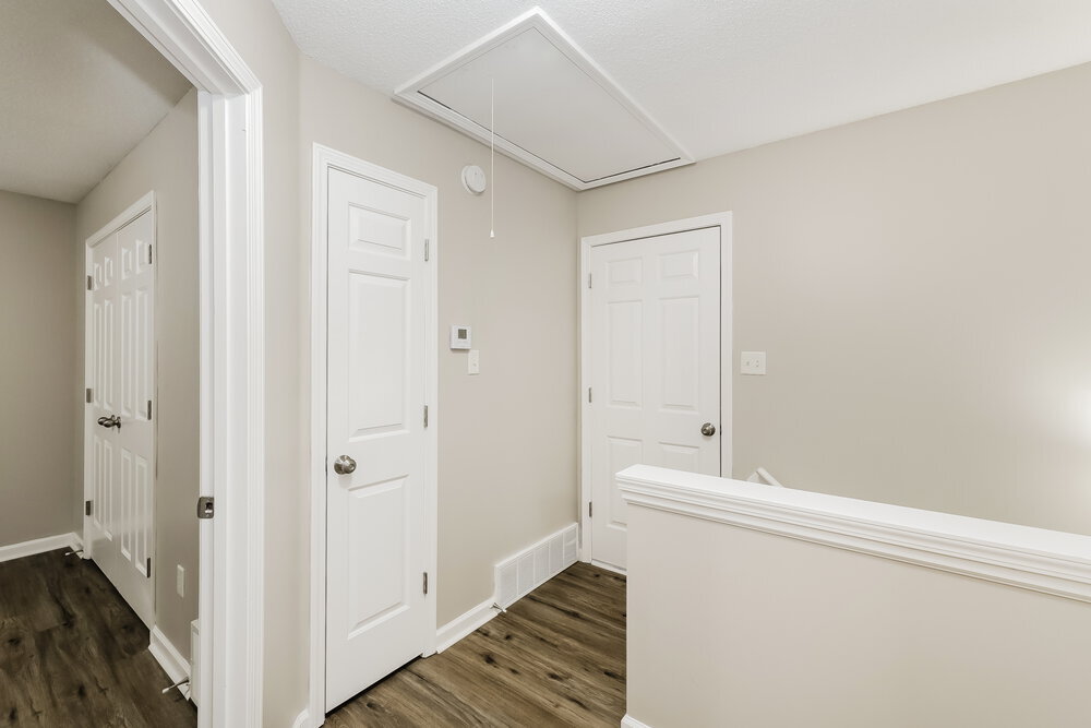 Building Photo - 2223 Purple Leaf Ln