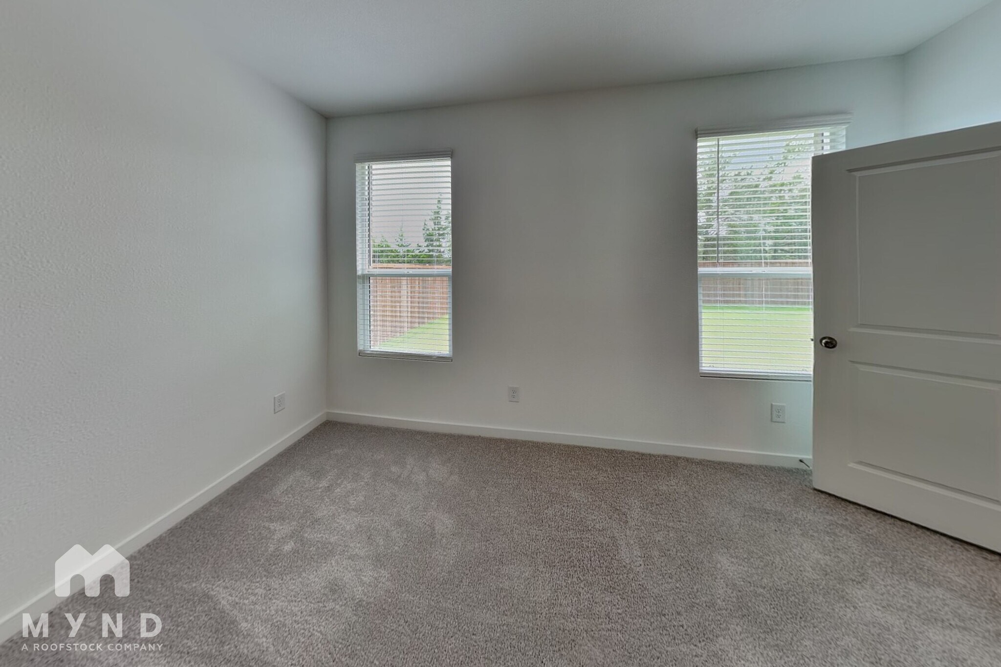 Building Photo - 1718 Milton Dr