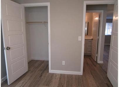 Building Photo - 1008 S Mara Dr