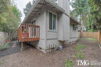 Building Photo - Southwest Portland Living with Garage, Patio & Updated Interior