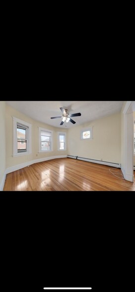 Building Photo - 141 Hillsdale Rd