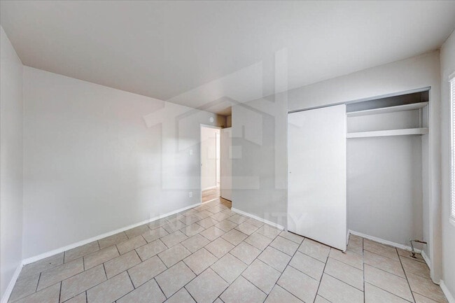 Building Photo - 3224 Welch Dr