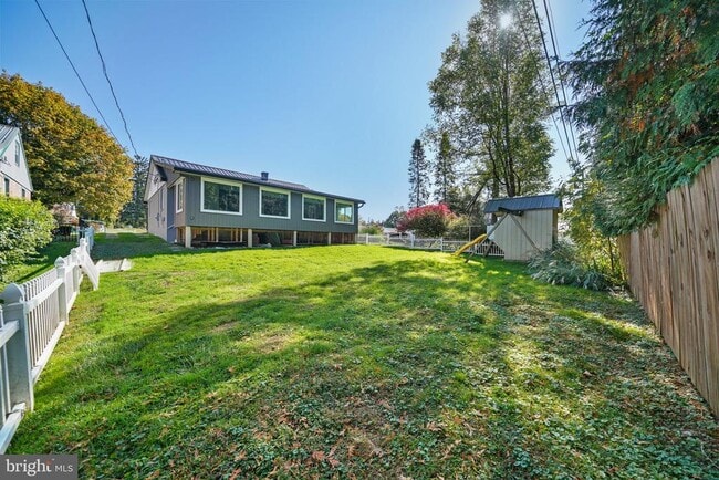 Building Photo - 214 Maryland Ave