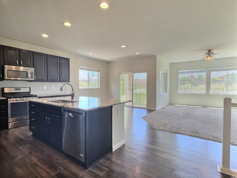 Building Photo - 3832 Ghost Dance Dr