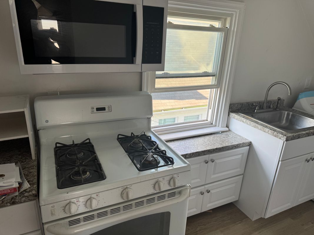 Building Photo - 2606 Wycliffe Rd