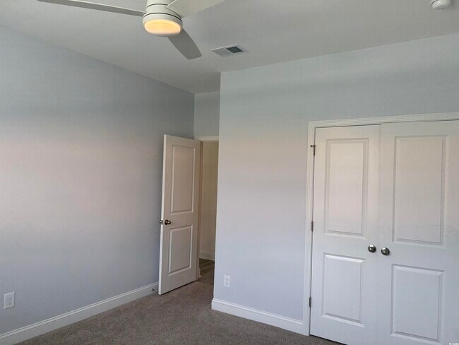 Building Photo - 1519 Wood Stork Dr