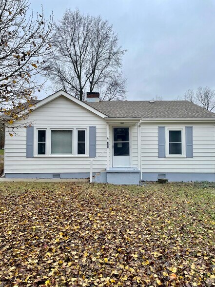 Front of House - 301 N Kirkman St
