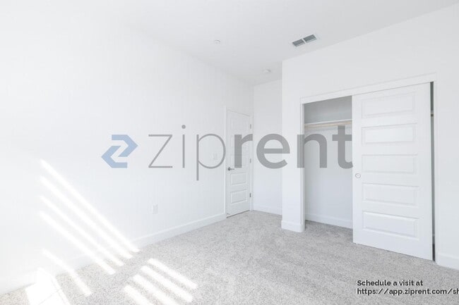 Building Photo - 7041 Nystrom Wy