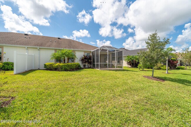 Building Photo - 2746 Spur Dr