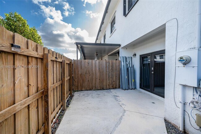 Building Photo - 13353 SW 250th Terrace