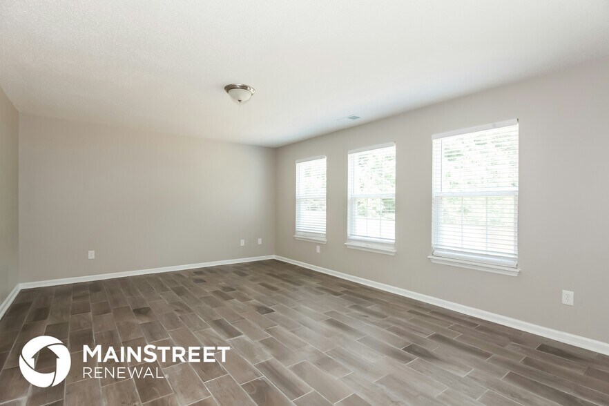 Building Photo - 1906 Waters Trail Dr