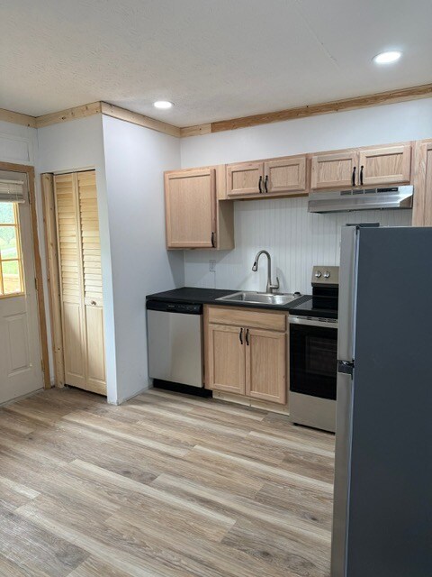 Primary Photo - 2035 O'Neil Rd