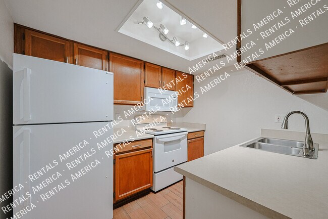 Building Photo - 8888 N 47th Ave