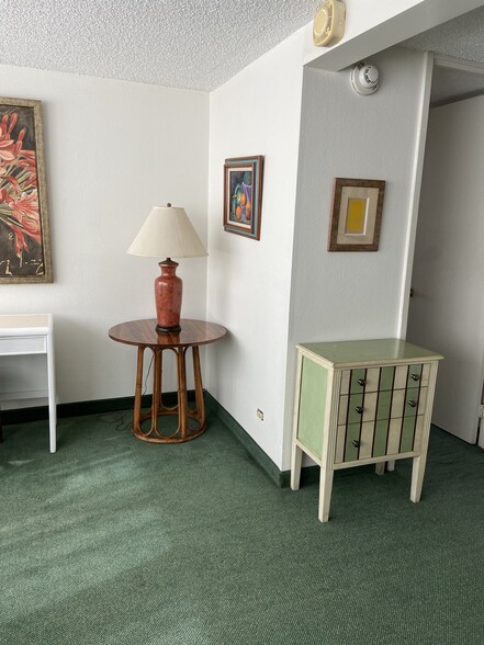 Building Photo - 445 Seaside Ave