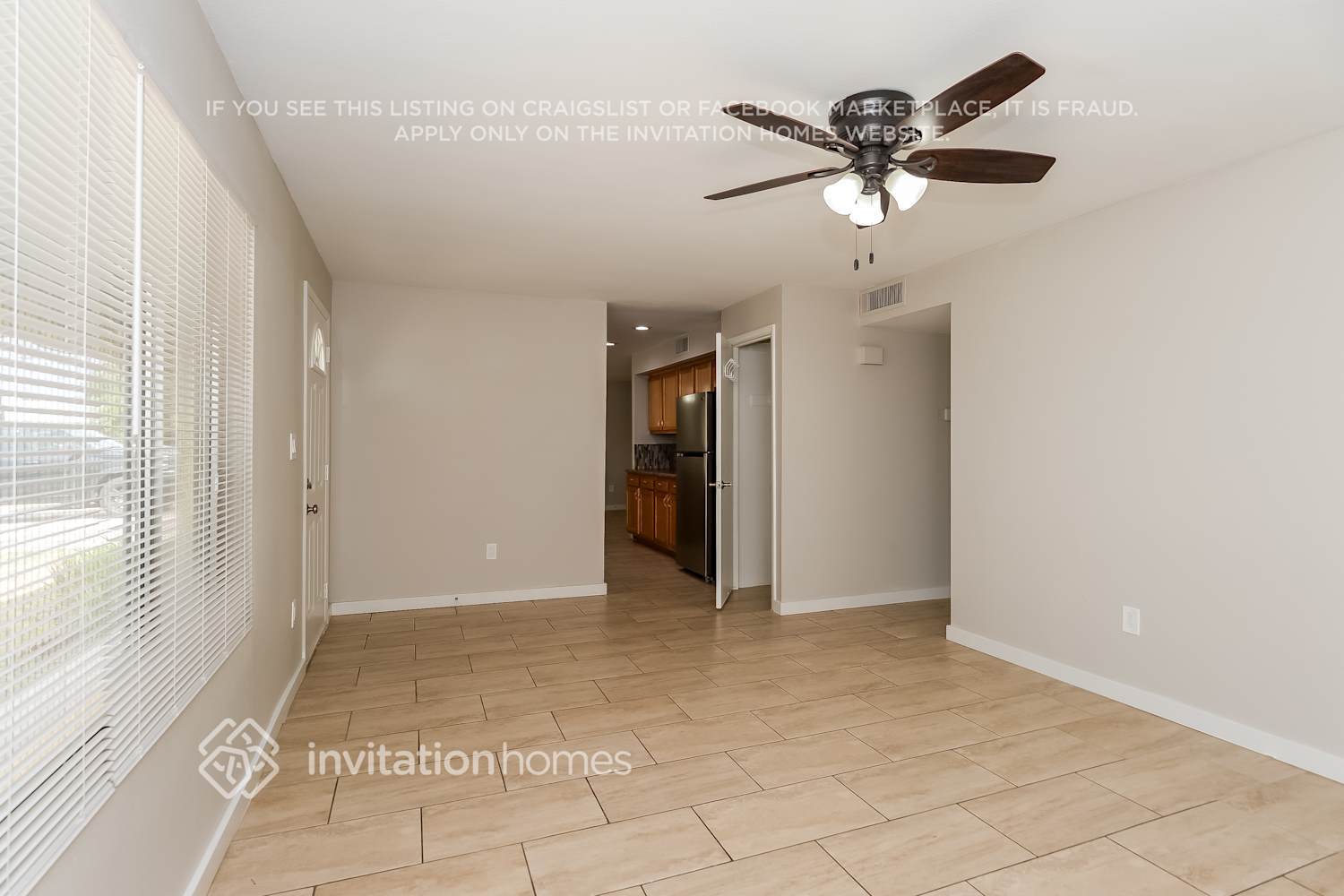 Building Photo - 2211 N 54th Ln