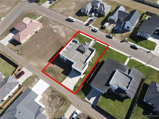 Building Photo - 31 Tierra Escondido