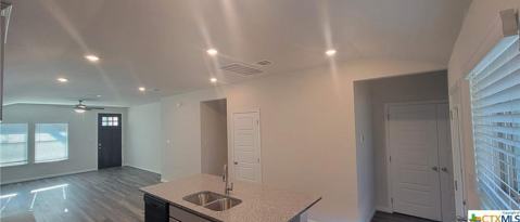 Building Photo - 1231 Meyers Mdw