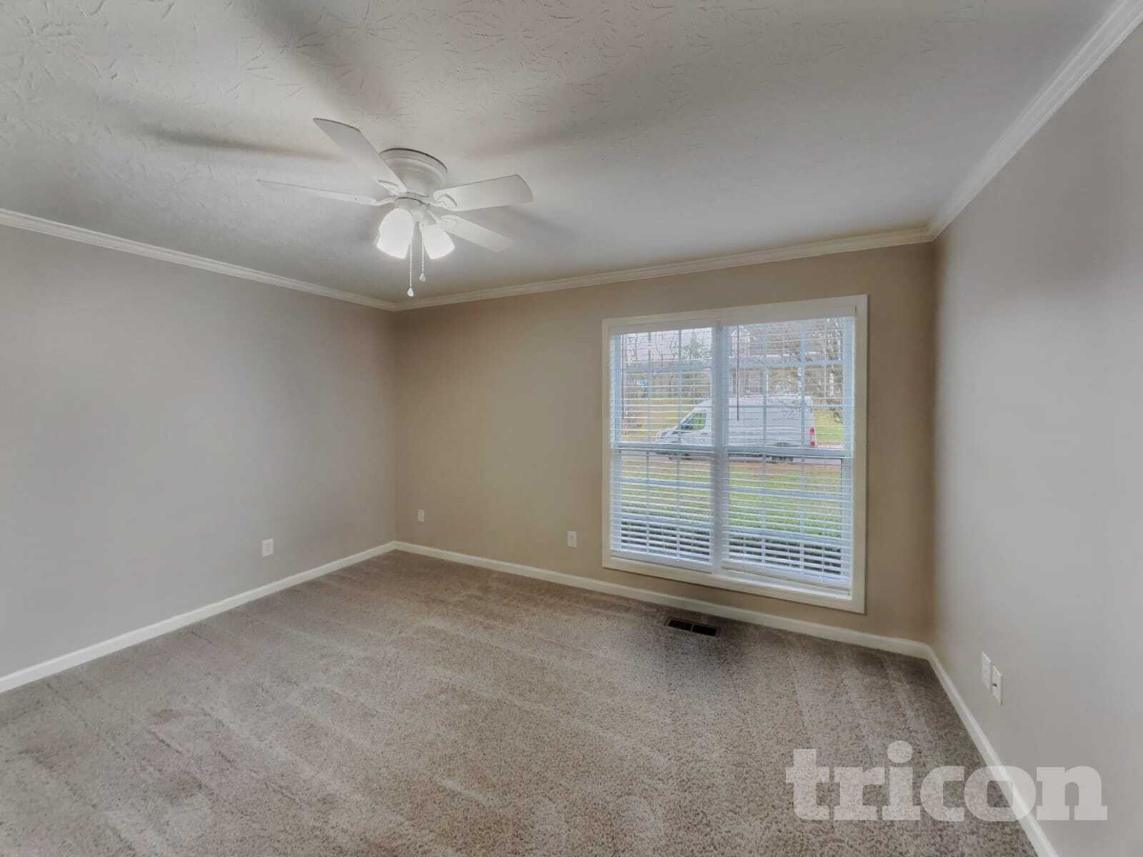 Building Photo - 146 Abbey Rd