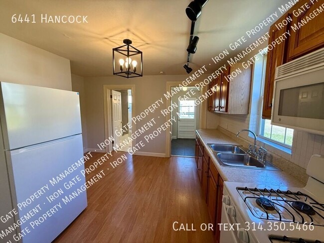 Building Photo - 6441 Hancock-