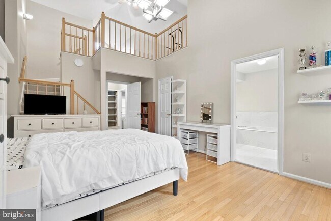 Building Photo - 3968 Clares Ct