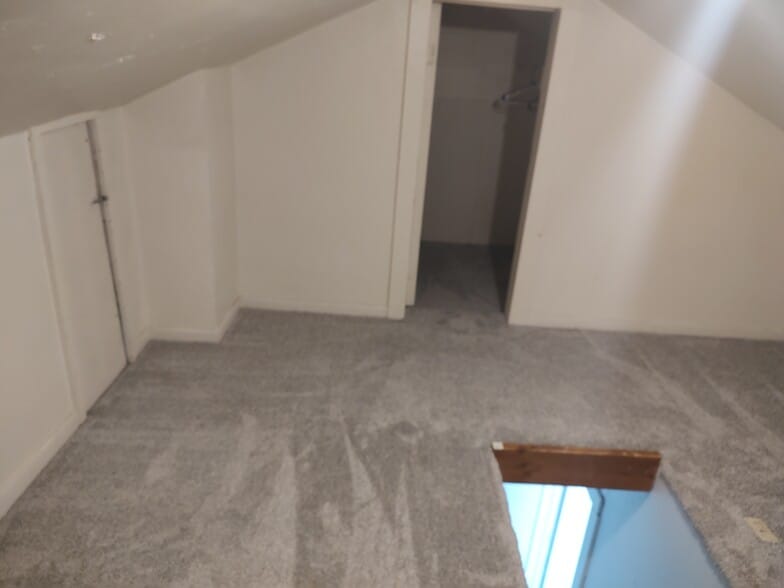 Building Photo - 7111 E 96th Ave