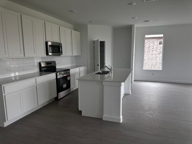 Building Photo - 509 Bridgewood Dr