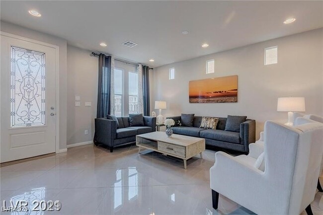 Building Photo - 751 Lieber Wy