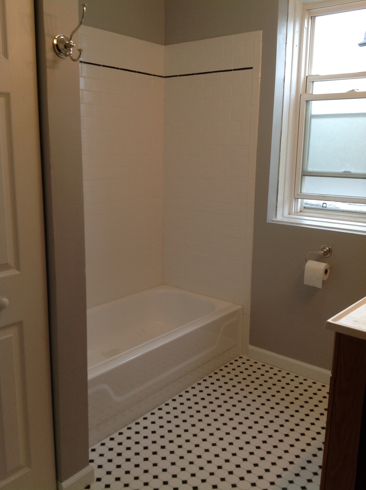 Building Photo - 2338 N Avers Ave