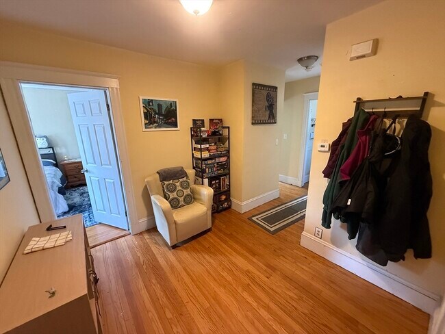 Building Photo - 28 Claymoss Rd