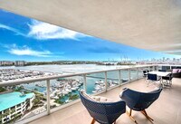 Building Photo - 400 Alton Rd