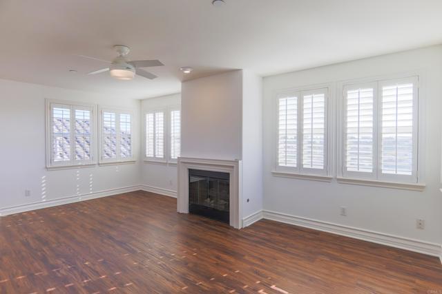 Building Photo - 415 N Cedros Ave