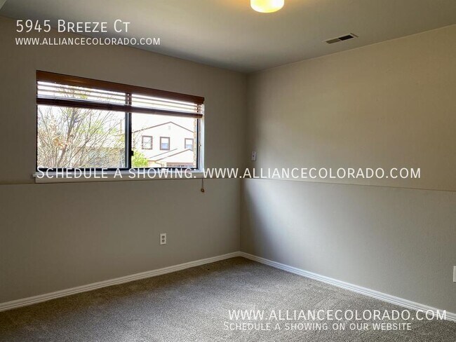Building Photo - 5945 Breeze Ct