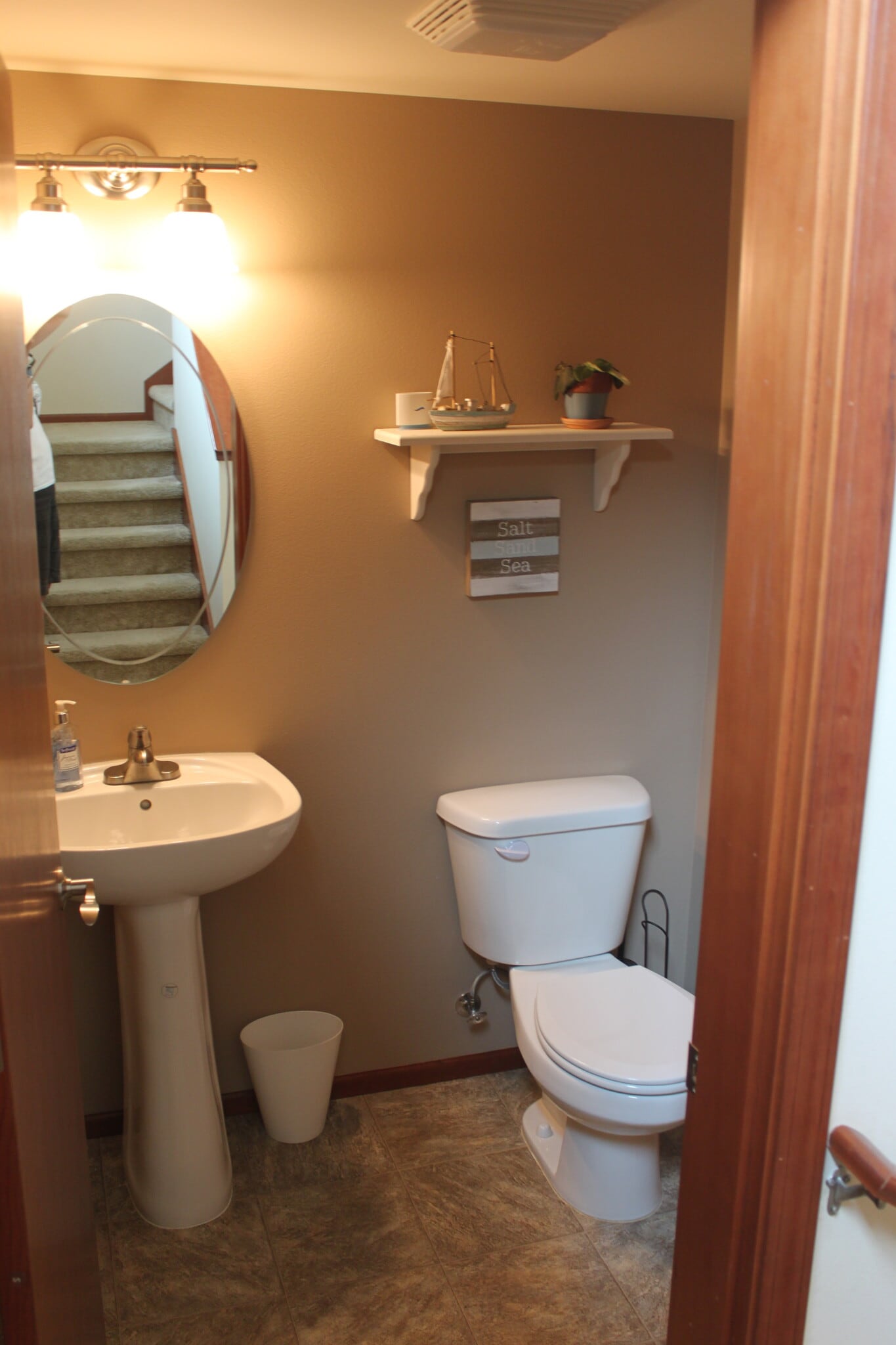 Building Photo - 341 Holland Ave