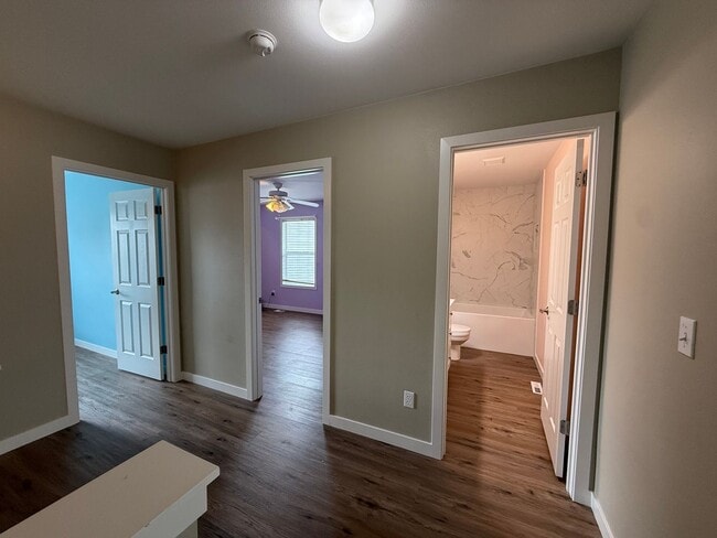 Building Photo - Move in Ready Luxury 4 Bedroom, 2.5 bath home for rent...