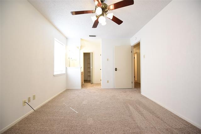 Building Photo - 8945 Flicker Ln