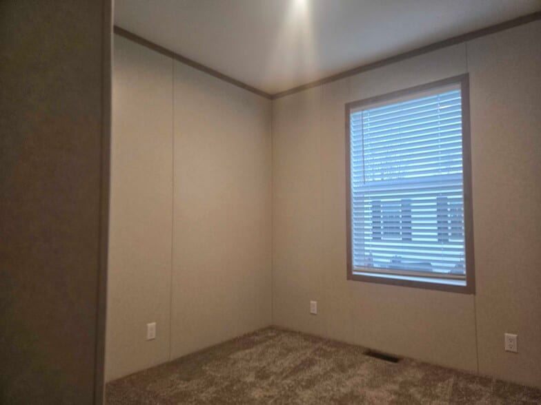 Building Photo - 52705 Van Buren Dr