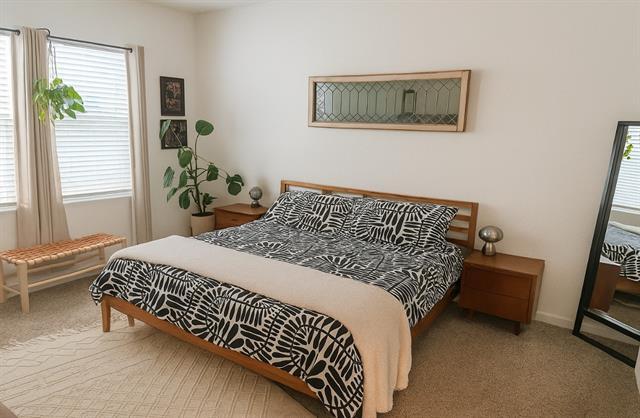 Building Photo - 824 Peach Tree Ln