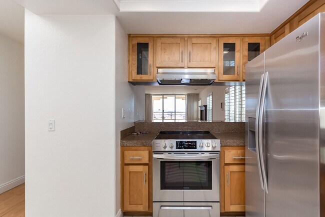 Building Photo - Mission Hills Condo with Stunning Views