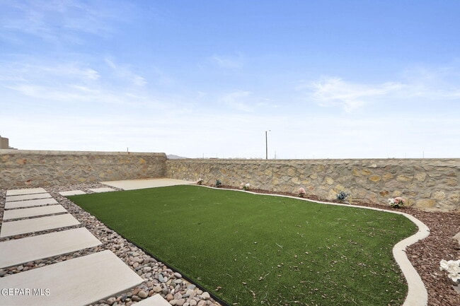 Building Photo - 15129 Imagine Dr