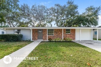 Building Photo - 2652 White Sands Dr