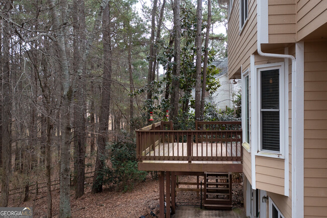 Building Photo - 155 Glenwood Ln