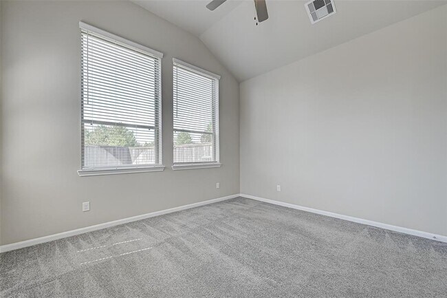 Building Photo - 16235 Rattlesnake Run Trail Trl