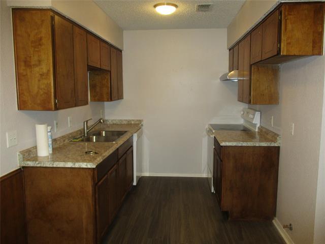 Building Photo - 1843 Family Cir