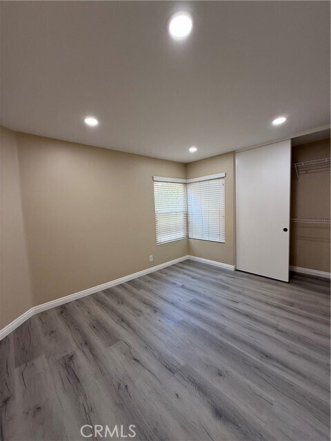 Building Photo - 15 Toscany