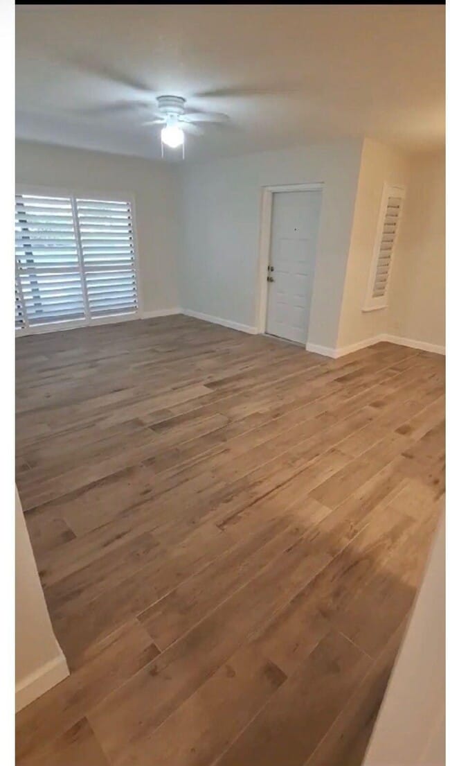 Building Photo - 1965 SW Silver Pine Way