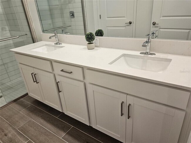 Building Photo - 10965 Teal Lagoon Isle