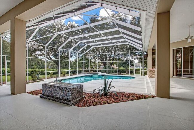 Building Photo - Stunning 5-Bedroom Pool Home on Nearly 2 Acres!