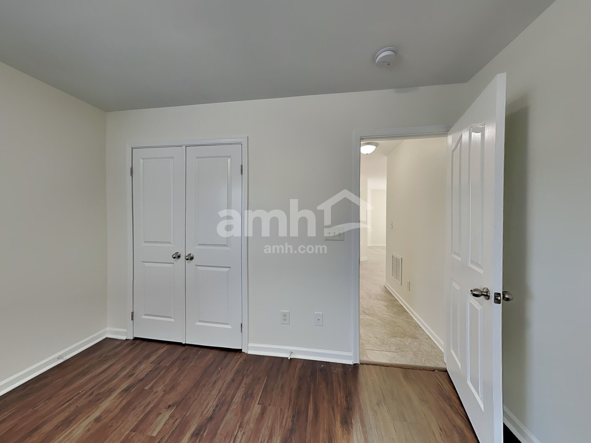 Building Photo - 5006 Lazy Day Ln